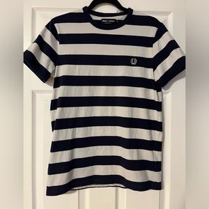 FRED PERRY t-shirt size S